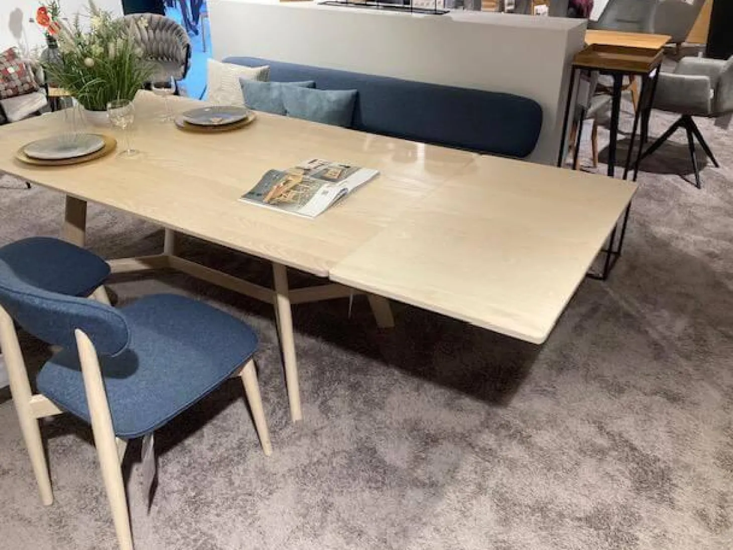 Essgruppe Juna Esche Gebürstet Weiß-Geölt Tisch Stühle Bank