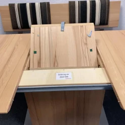 Essgruppe Modell Multisit mit 1 Säulentisch 2 Bänke 2 Stühle mit Funktion