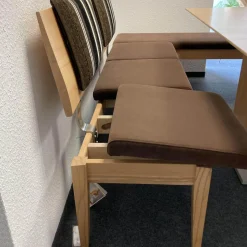 Essgruppe Modell Multisit mit 1 Säulentisch 2 Bänke 2 Stühle mit Funktion