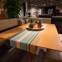 Essgruppe MR 2000 Tisch Kernbuche Geölt Sockel Granit Mit Bank Und 2 Freischwingern