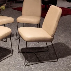 Essgruppe Skyler Bezug Leder Rancho 2 Stone Beige Gestell Lack Feinstruktur Anthrazit