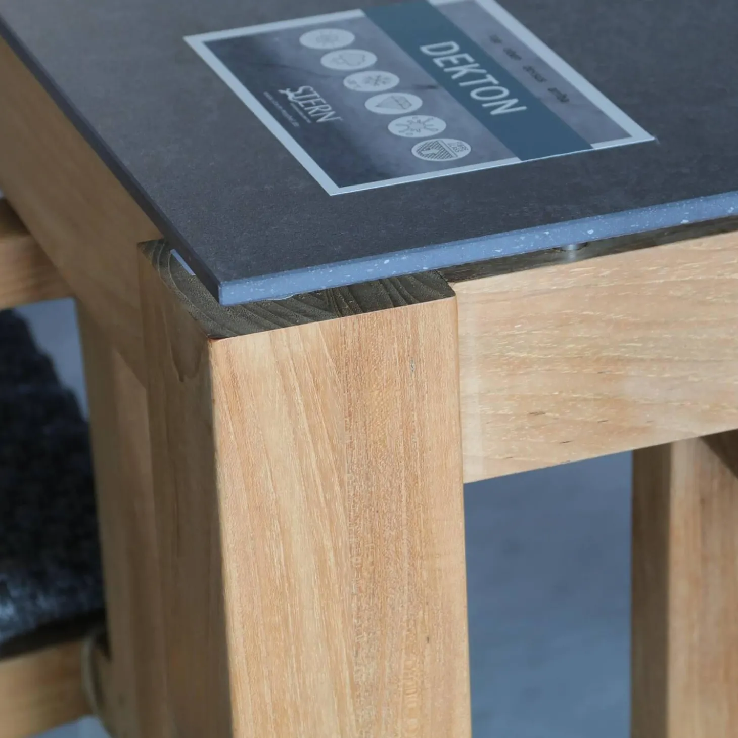 Essgruppe Teak Tischplatte Dektron Farbe Lava Anthrazit