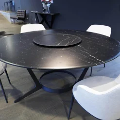 Essgruppe Tisch Astrum Marmor Maquinia Schwarz Matt mit 4 Stühlen Caratos