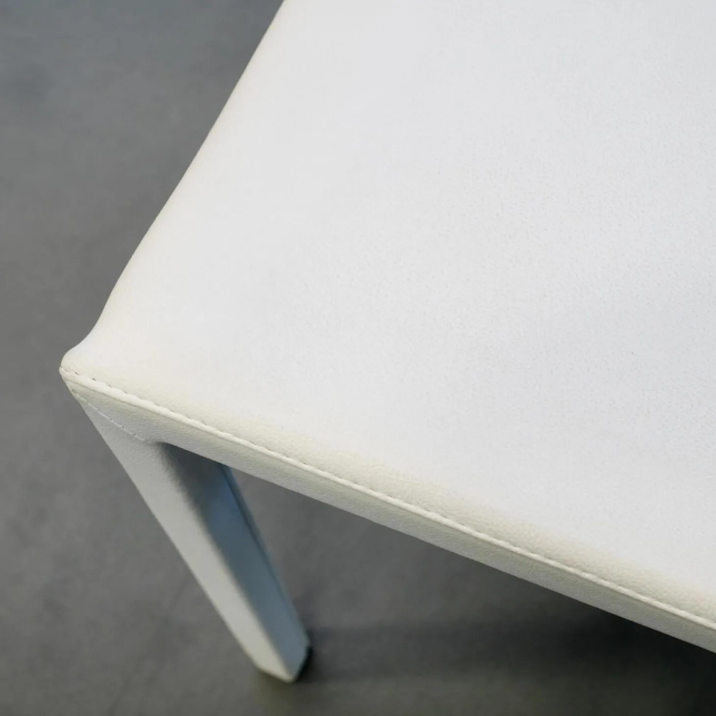 Essgruppe Tisch Chat Lack Weiß Glas Weiß Ausziehbar mit 4 Stühlen Weiß