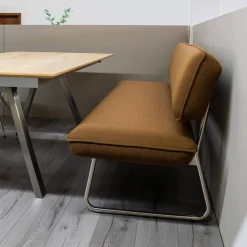 Essgruppe Tisch ET159 Platte Furniert Eiche Rustico Hell Geölt Gestell Edelstahloptik Mit 3 Drehstühlen Und Solitärbank