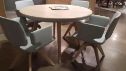 Essgruppe Tisch Flaye mit 4 Stühlen Aye Eiche Weißöl Massiv