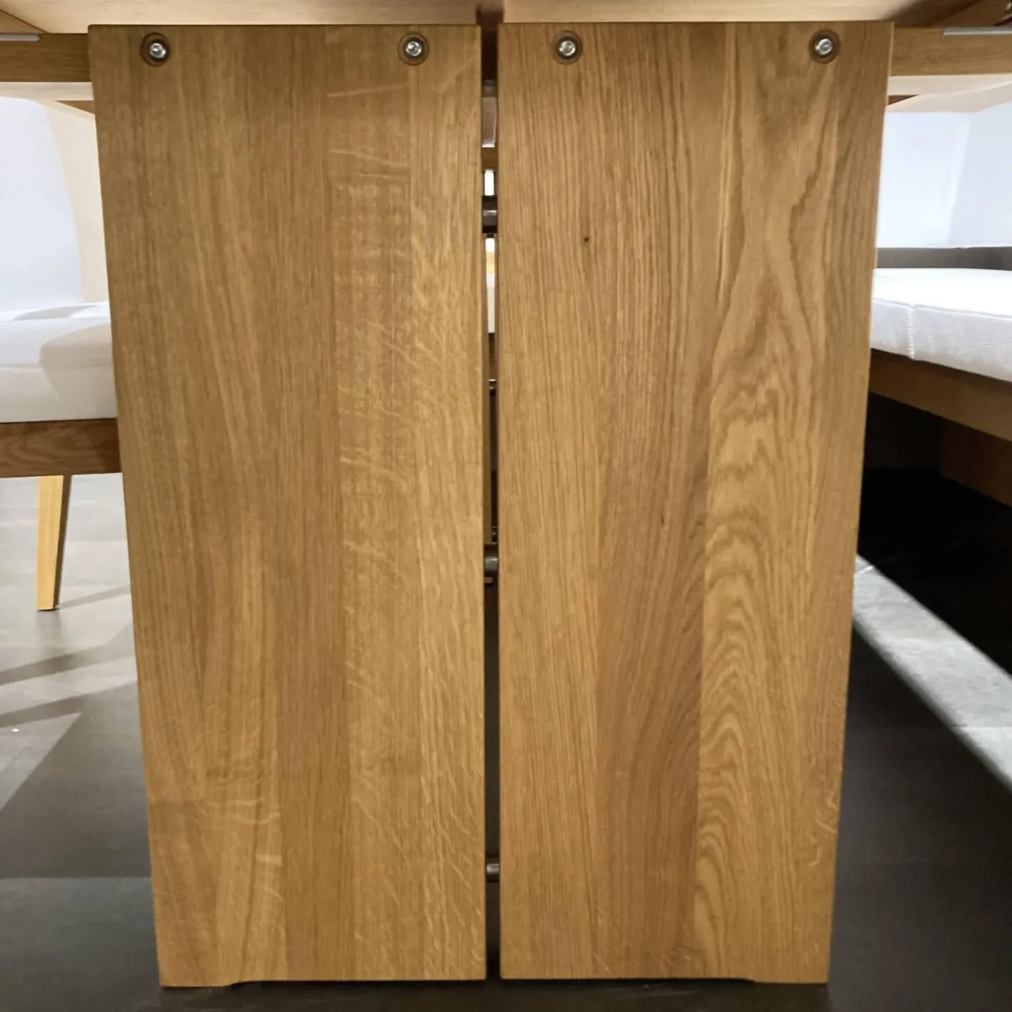 Essgruppe Vicenza Bank 3 Stühle Leder Weiß Tisch Eiche Massiv Geölt