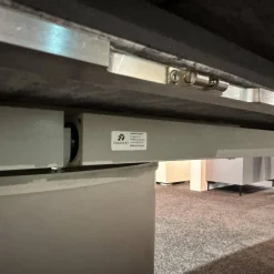 Esstisch 1224 Adler II Stein Bootsförmig PG 2 Grigio Beola Sockel Edelstahl Oval Tischplatte Ausziehbar