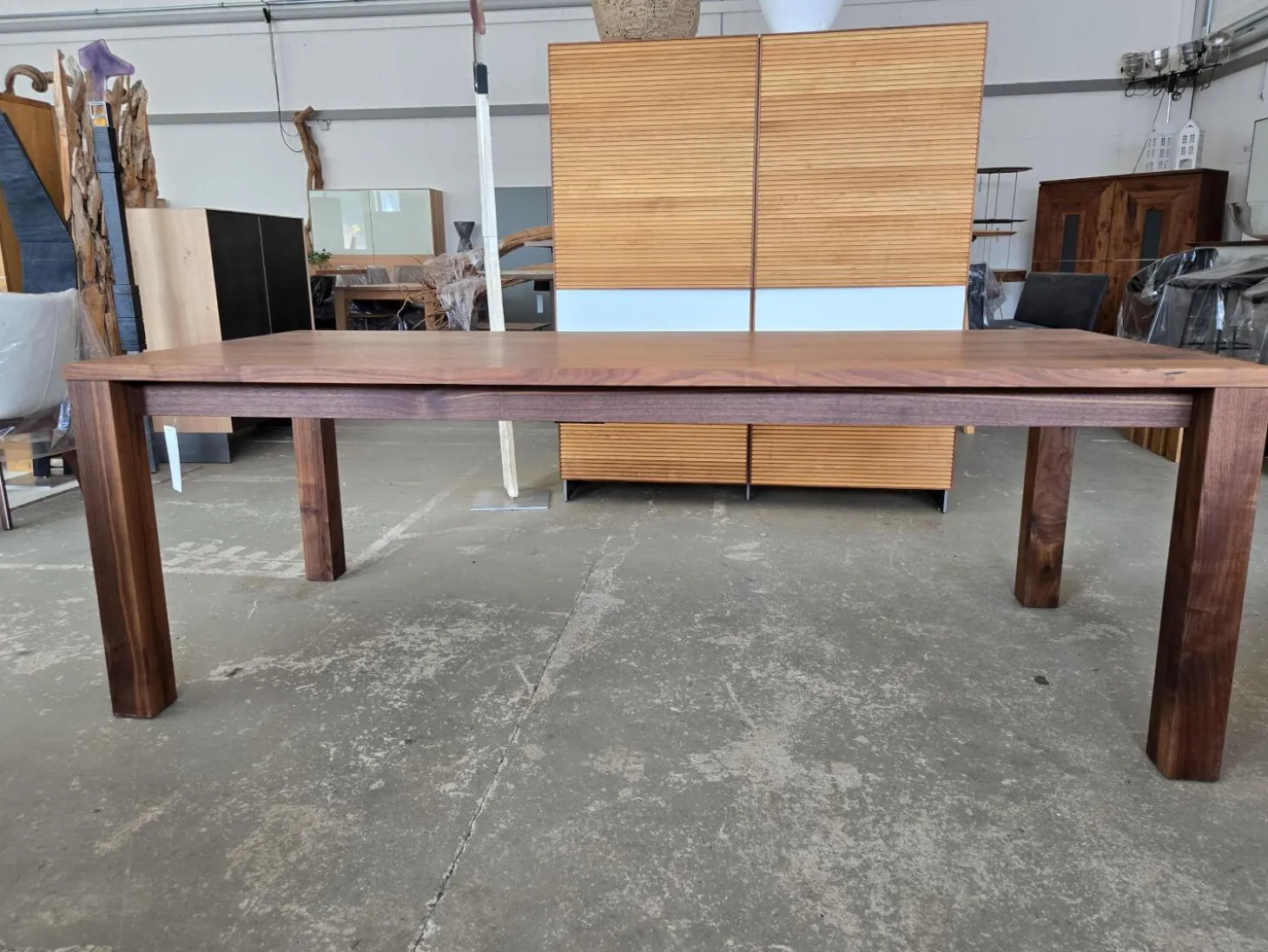 Esstisch 2011 Astiger Nussbaum Äste Mit Harz Ausgegossen Mit Auszug