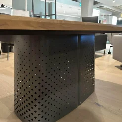 Esstisch 929-212 In Massivholz Eiche Geölt Gestell In Stahl Glatt Lackiert Umbragrau