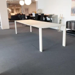 Esstisch 1420 Madison Platte Weißglas Satiniert Gestell Stahlblech Weiß Lackiert Mit Auszug