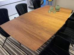 Esstisch Adler 1224 Platte Amerikanischer Nussbaum Natur Gewachst Sockel Oval Bronze Mit Auszug Und Rollen