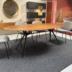 Esstisch Balance Platte Nussbaum Ovale Gestell Schwarz