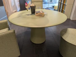 Esstisch Conic MDF Mostbirnengrün Lackiert