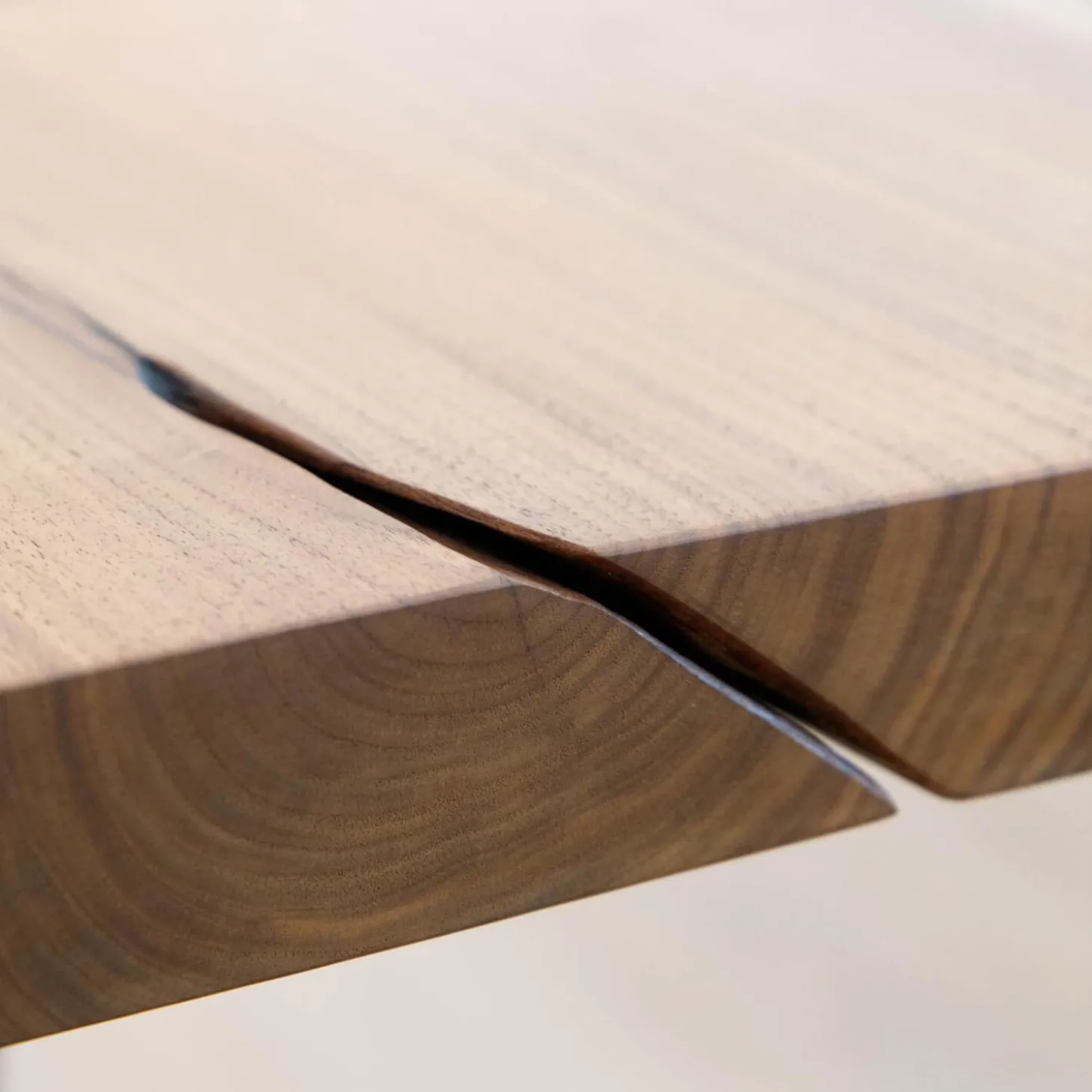 Esstisch D. T. 3 Amerikanisch Nussbaum