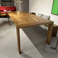 Esstisch Eaton Massivholz Nussbaum Geölt Und Klarlack Matt