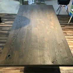 Esstisch Erik Eiche mit gerader Kante Gestell Rohstahl Kaltgewalzt