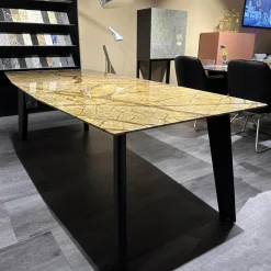 Esstisch Fontana In Stein Forest Brown Braun Beige Trapezförmig Poliert Kante Sockel Vierbeiner Eiche Dunkelgrau