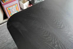 Esstisch Gubi Dining Table Platte Esche Schwarz Semi Matt Lackiert