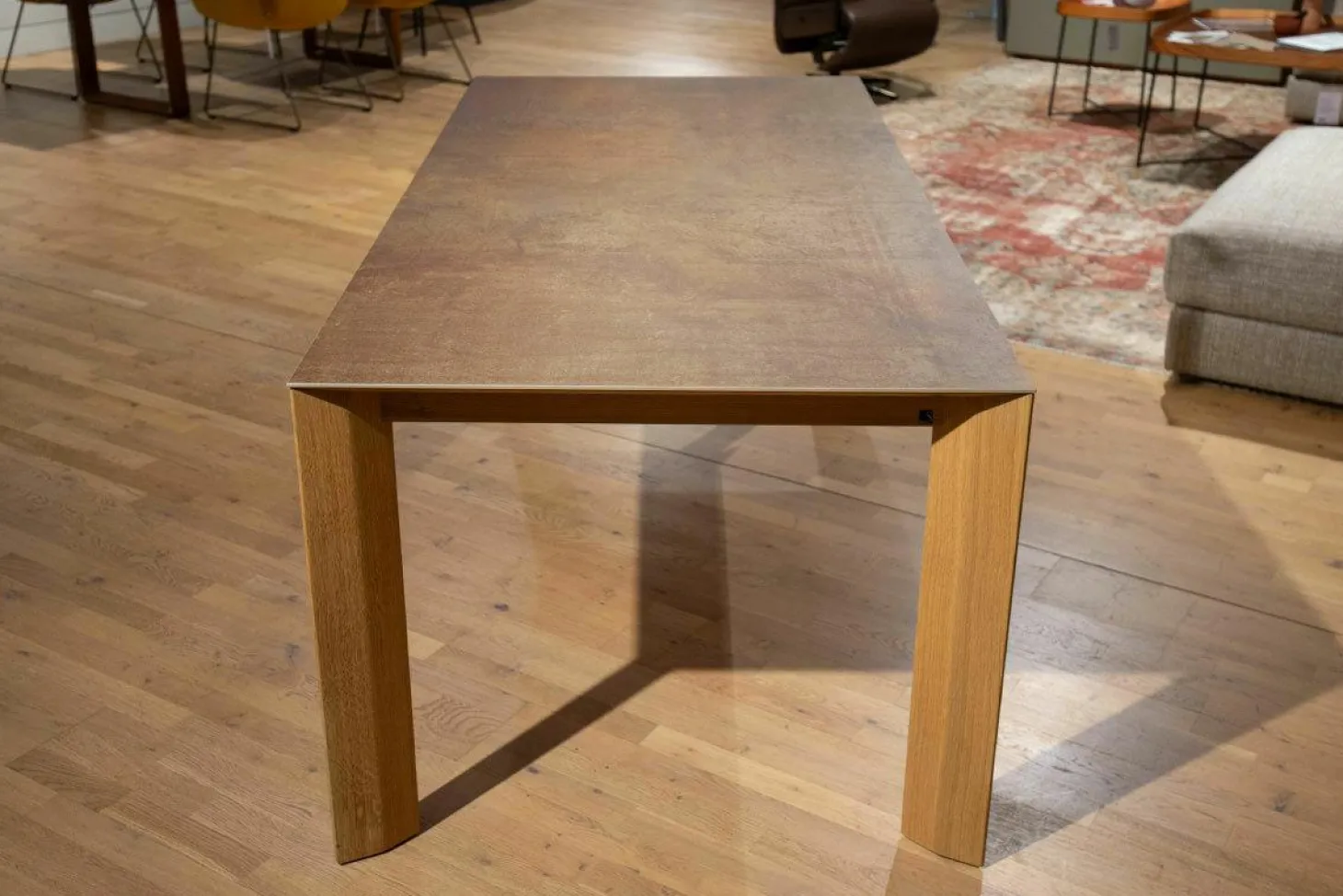 Esstisch Kera 2 Ausziehbar Platte Reamik Lava Corten Bronze Gestell Knorrige Eiche mit Auszug