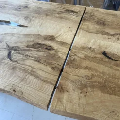 Esstisch Kernesche Matt Lackiert Mit Kristallharz Gestell 120 2 Ovale Holzwangen Mit Edelstahl Ummantelt