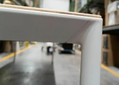 Esstisch Maki Slatted Platte Holz Teak Mit Einlegeplatten Aluminium Lackiert Weiß Gestell Aluminium Lackiert Weiß