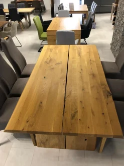 Esstisch Modell EBT 200 Wildeiche Massiv Geölt