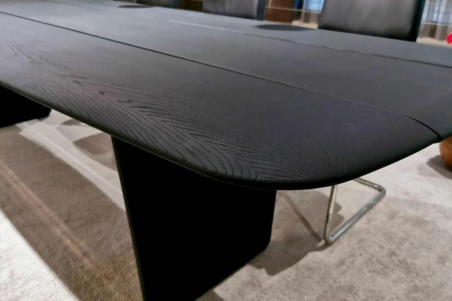 Esstisch Nairobi Eschenholz Massiv Sandgestrahlt Mattschwarz