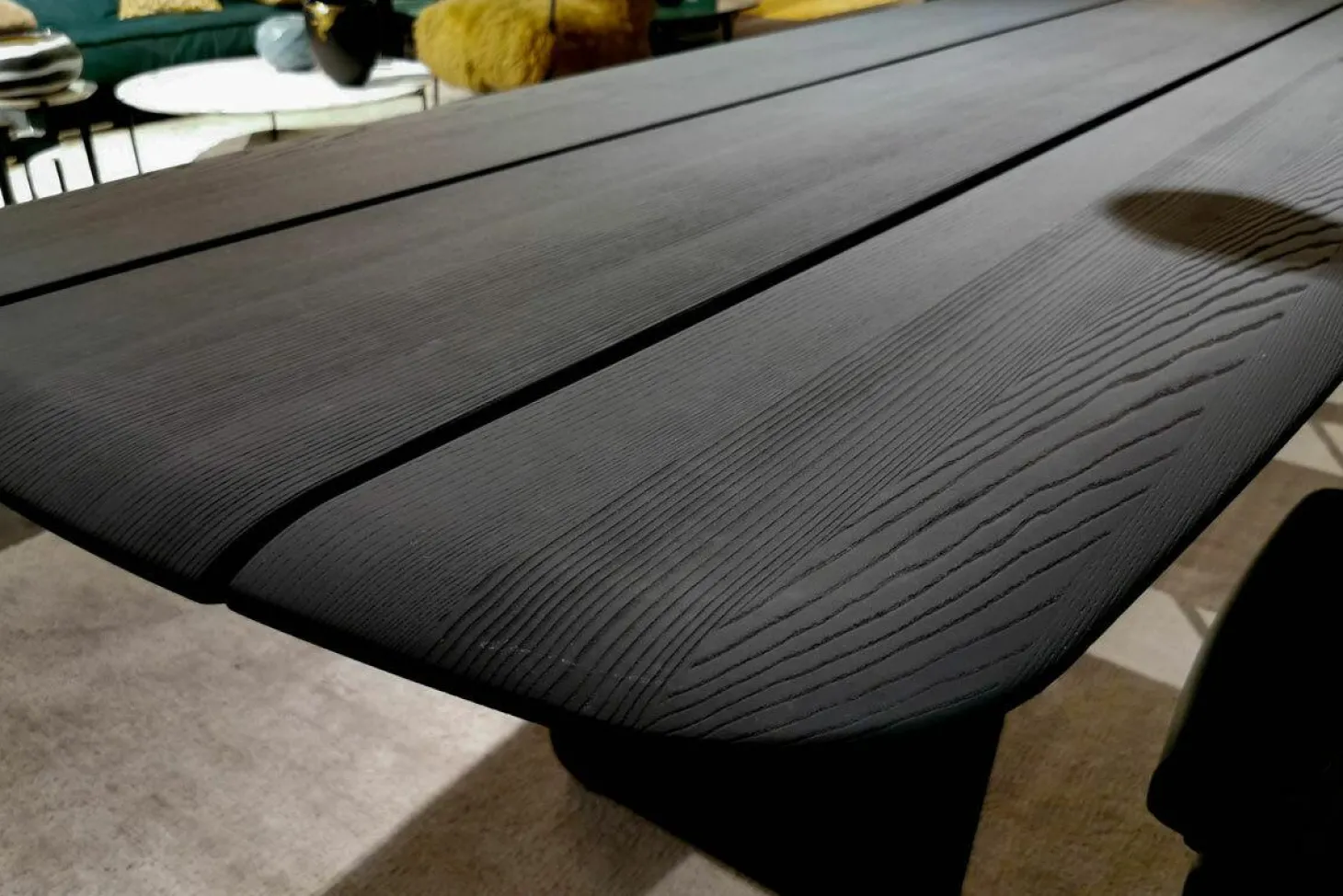 Esstisch Nairobi Eschenholz Massiv Sandgestrahlt Mattschwarz