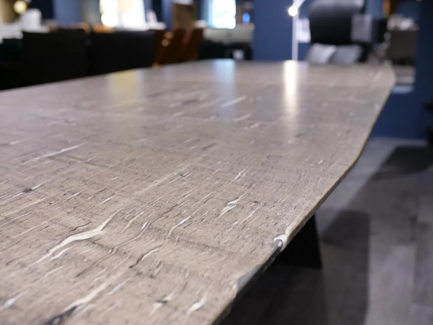 Esstisch Platte Stein Brown Silk Trapezförmig Geledert Kante 6 Ausziehbar