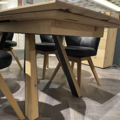 Esstisch Runa 8410 Kerneiche Natur Massiv Oberfläche Gebürstet Inklusive Kopfauszüge Ohne Stühle