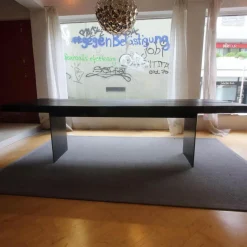 Esstisch SK 01 Monolith Platte Eiche Geköhlt Natur Geölt Schwarz Gestell Rohstahl