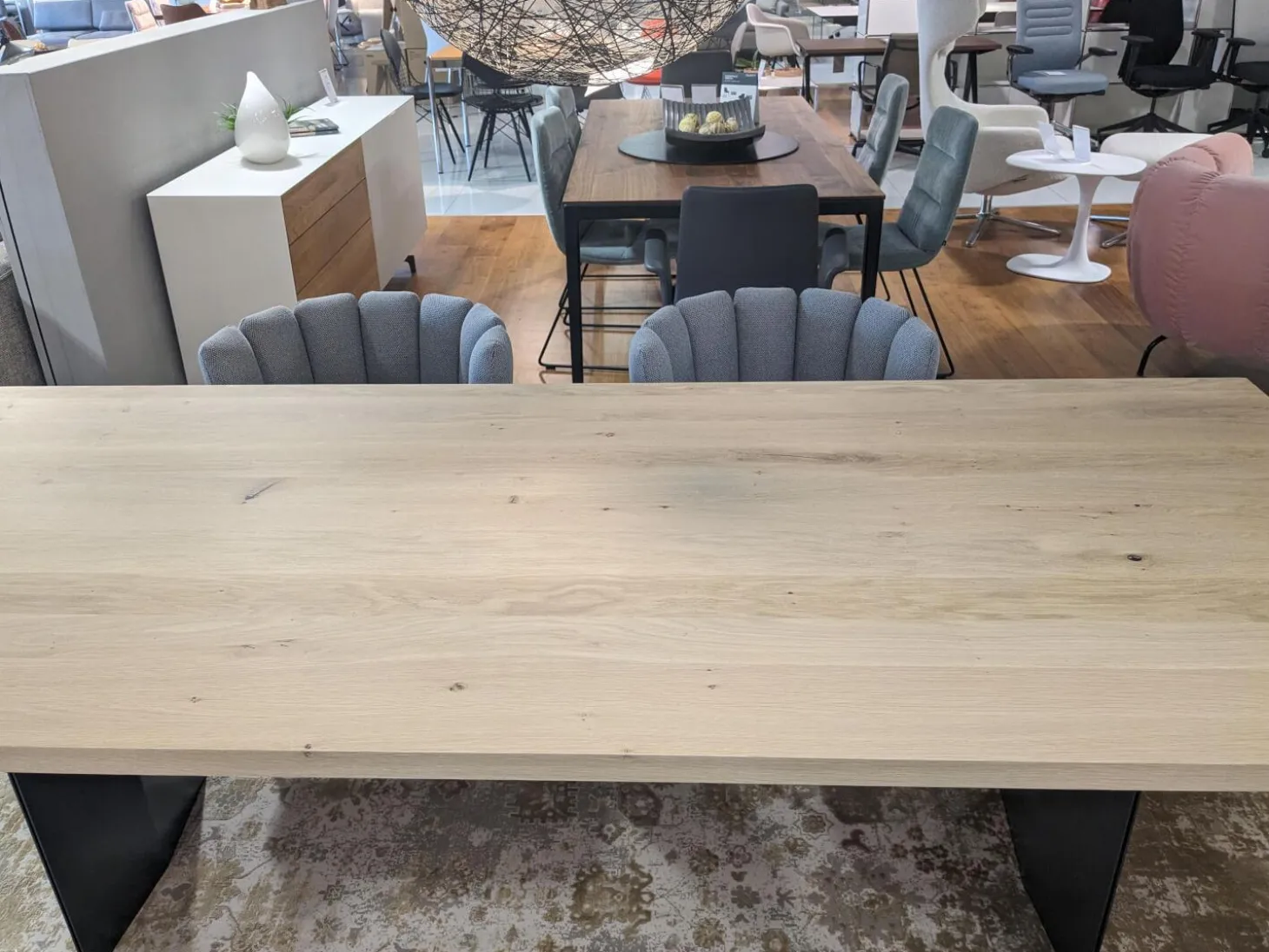 Esstisch Sky Natural Holzoberfläche Gewachst Gestell Natureisen Schwarz Lackiert