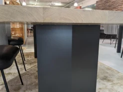 Esstisch Sky Natural Holzoberfläche Gewachst Gestell Natureisen Schwarz Lackiert