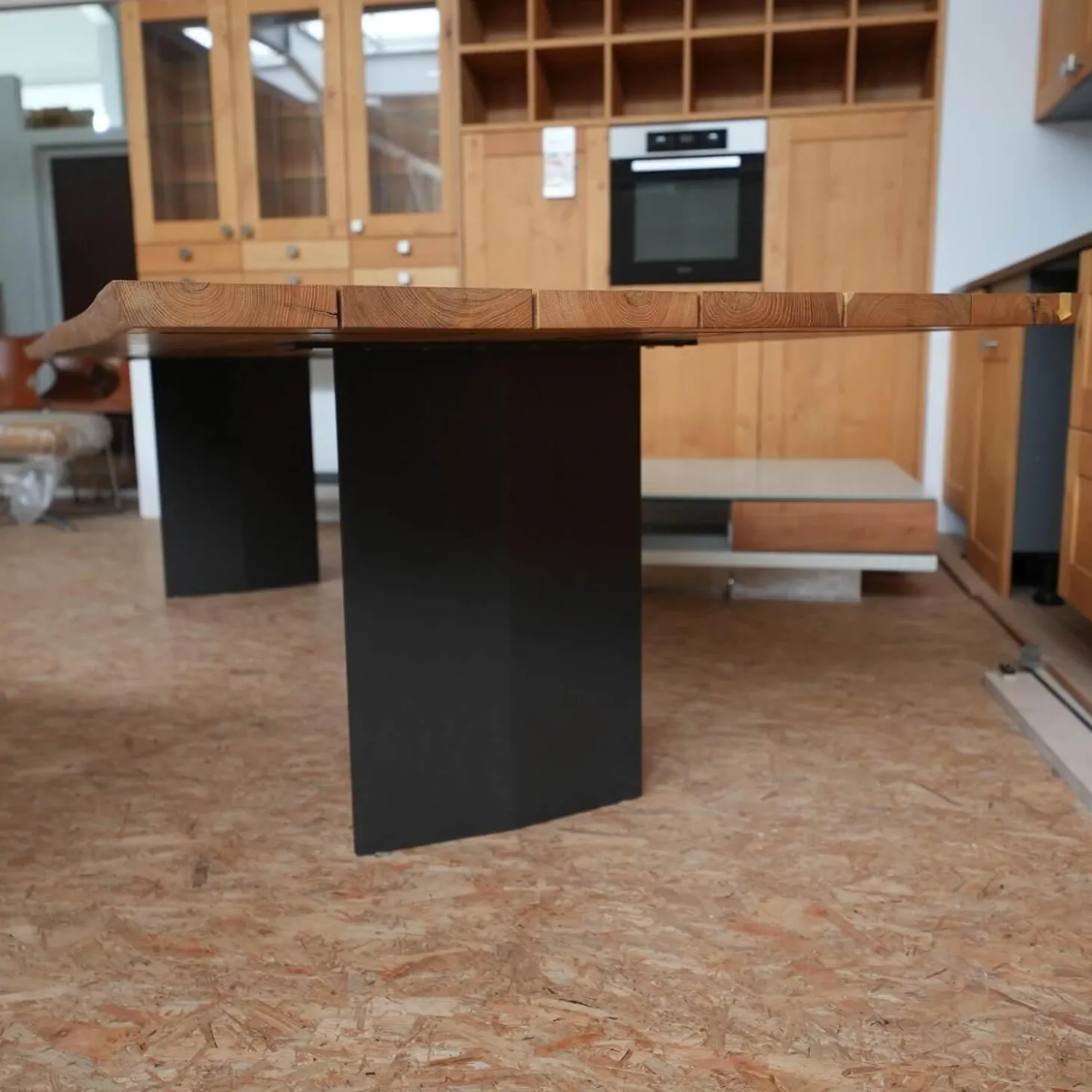 Esstisch Sky-Briccola SM Platte Gewachst Gestell In Rautenform Irondust Lackiert Anthrazitgrau