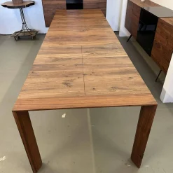 Esstisch SL 1 Astiger Nussbaum Natur Geölt Äste Mit Harz Ausgegossen Inklusive Auszug