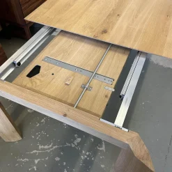 Esstisch SR 1 Light Knorrige Eiche Puro Geölt Äste Mit Zinn Ausgegossen Inklusive Auszug