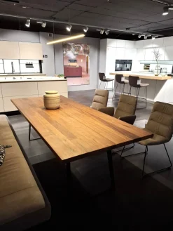 Esstisch Talara Platte Rustikaler Nussbaum Massiv Geölt Gestell Metallkufe Schwarz