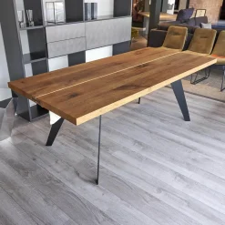 Esstisch Talio 2020 Knorrige Eiche Rustiko Natur Geölt Mittelfuge Äste mit Harz Ausgegossen