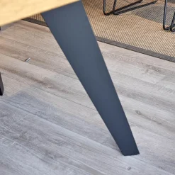 Esstisch Talio 2020 Knorrige Eiche Rustiko Natur Geölt Mittelfuge Äste mit Harz Ausgegossen