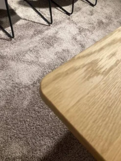 Esstisch Tucson Platte Wildeiche Massiv Lackiert Und Soft Gebürstet Gestell Metall Carbonfarbig Pulverbeschichtet