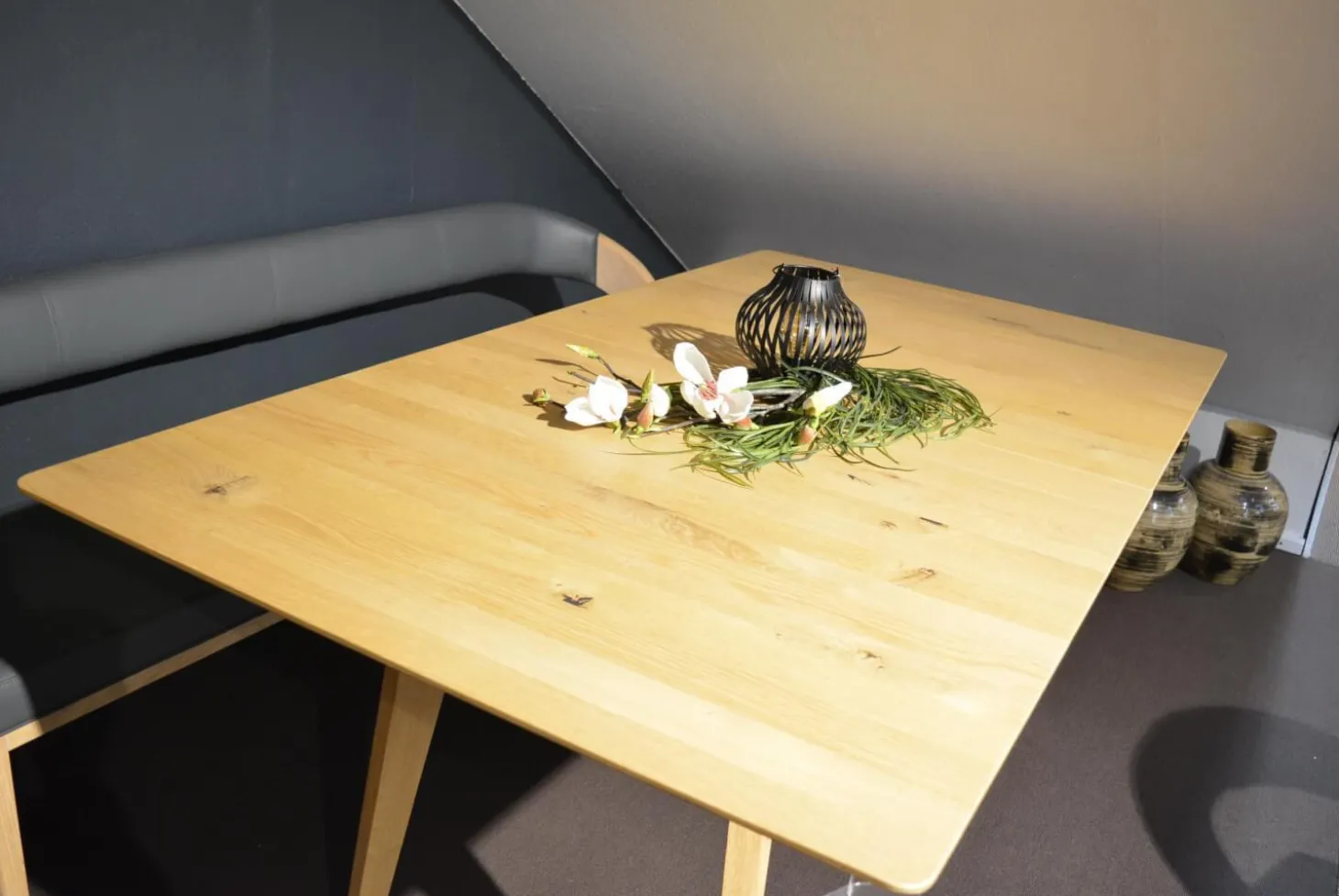 Esstisch V-Cube Wildeiche Rustiko