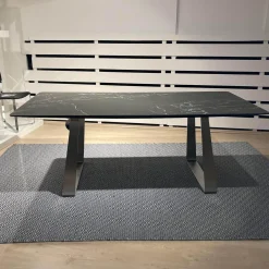 Esstisch WK 852-9 Tischplatte Keramik Marmor Schwarz Rundkufe Edelstahl Matt