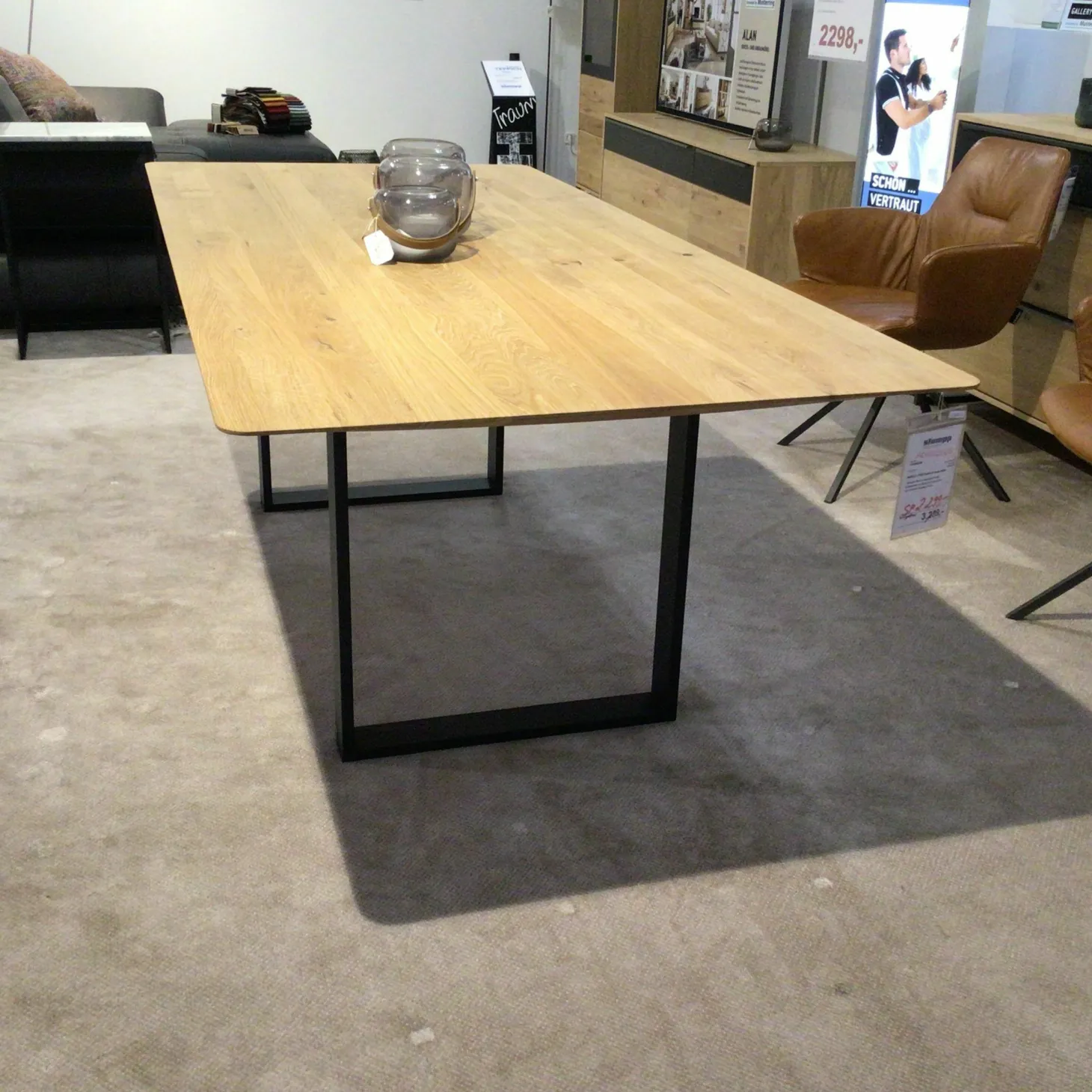 Esstisch WK852-1 PFR1 Wildeiche Bianco Geölt Kufen Schwarz Pulverbeschichtet