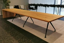 Esstisch W-Table Vollholz Eiche Geölt Tischbeine Aluminium Schwarz Pulverbeschichtet