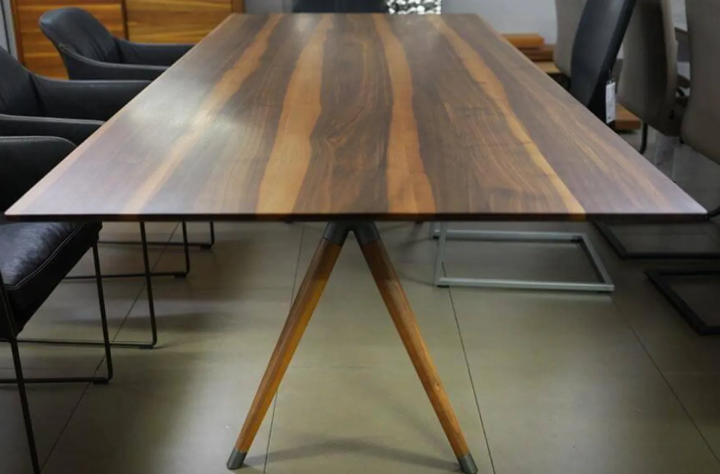 Esstisch X2 Schwarznuss Mit Splintanteil Oberfläche Natur Geölt