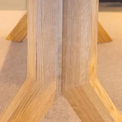 Esstisch YPS Eiche Wild Massiv Geölt