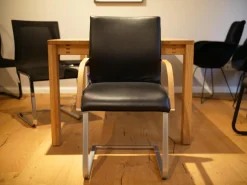 Freischwinger Magnum Semianilinleder L1 Black Schwarz Gestell Chrom Edelstahl Finish Armlehne Eiche