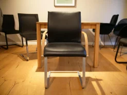 Freischwinger Magnum Semianilinleder L1 Black Schwarz Gestell Chrom Edelstahl Finish Armlehne Eiche