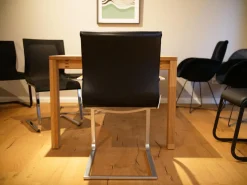 Freischwinger Magnum Semianilinleder L1 Black Schwarz Gestell Chrom Edelstahl Finish Armlehne Eiche